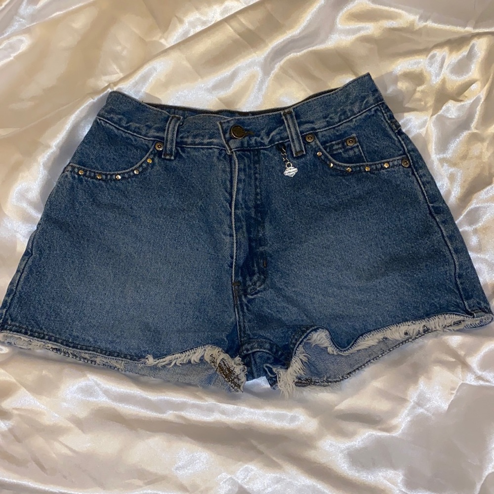 STUDDED HARLEY DAVIDSON SHORTS WITH CHARM🌟🌟